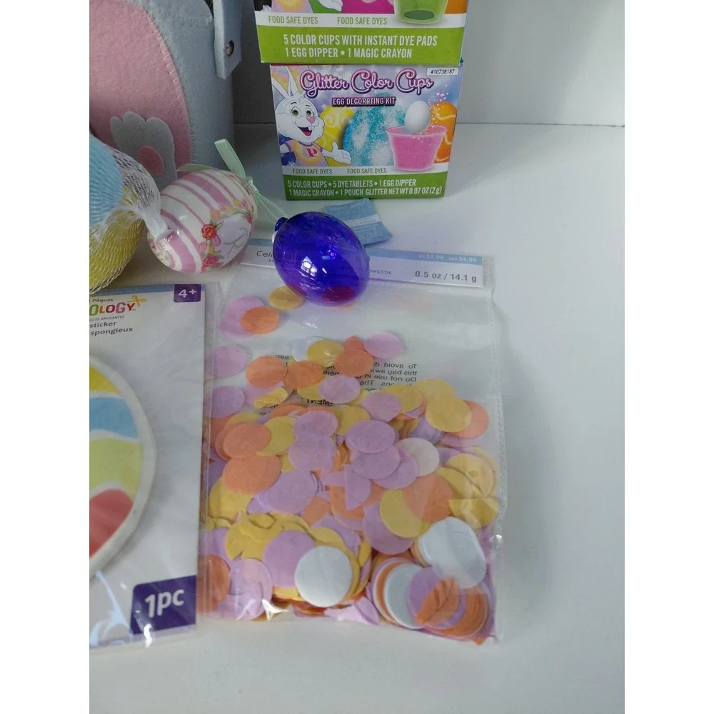LOT of Easter‎ Gifts Bunny Basket Eggs Party Favors NEW 14 pieces